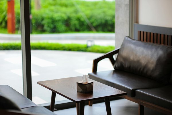 Unlocking the secrets: top elements impacting used car resale prices in the uk